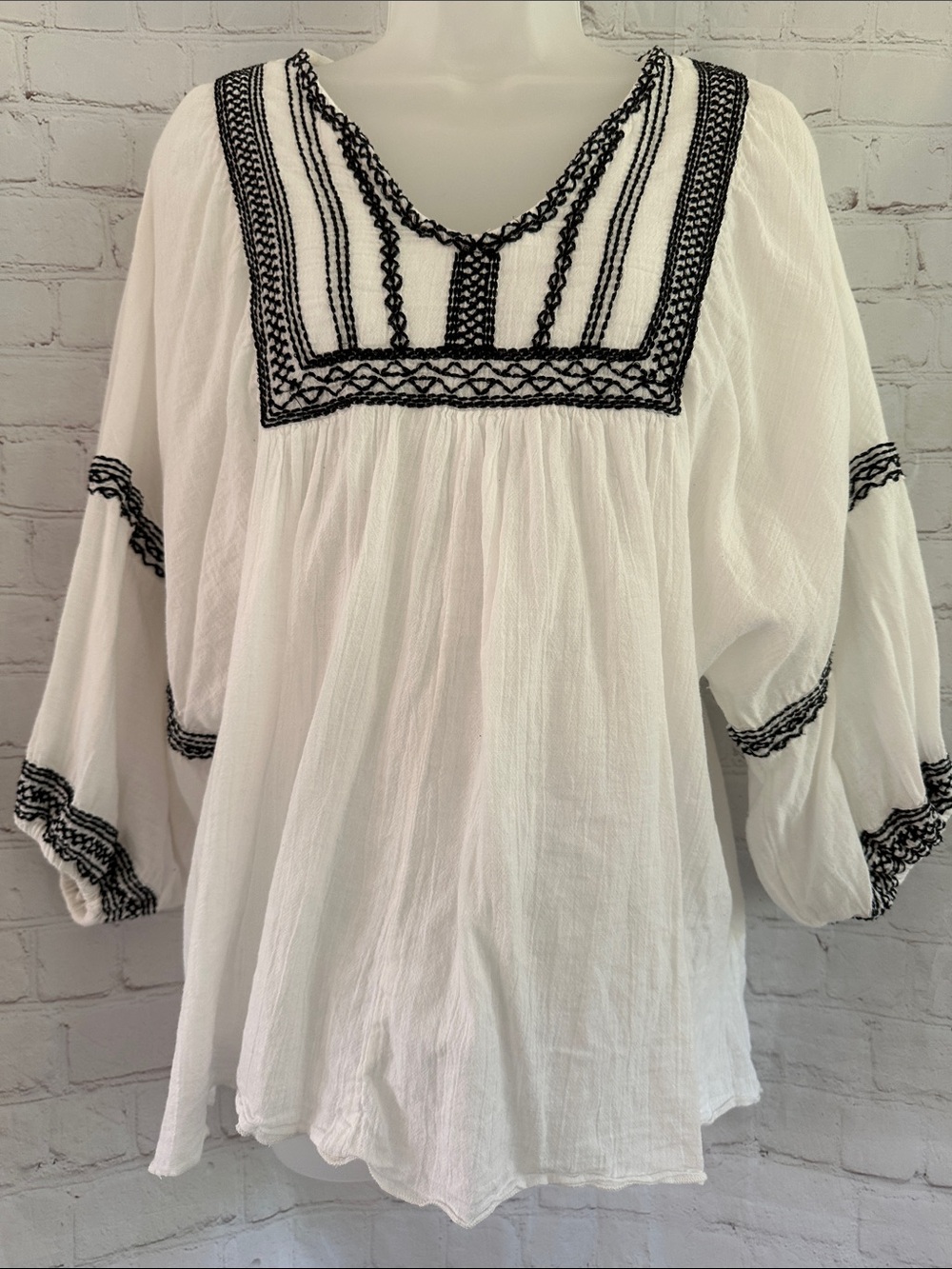 Max Studio White Peasant Blouse with Black Embroidered Trim all Cotton M